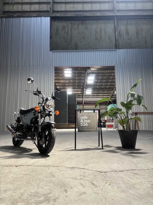 バイク・自転車に乗ったままでも入店OK！