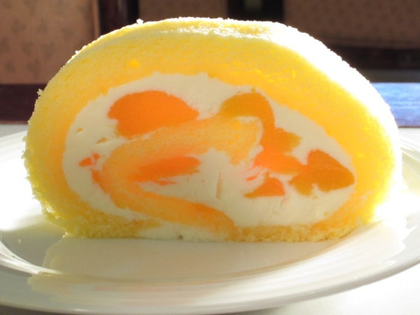 黄美娘ロールケーキ（商品一例）