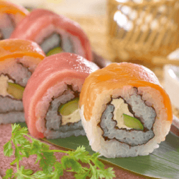 見た目も華やかな創作寿司