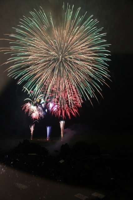 第42回秋吉台観光まつり花火大会 中止となりました 山口県 の観光イベント情報 ゆこゆこ