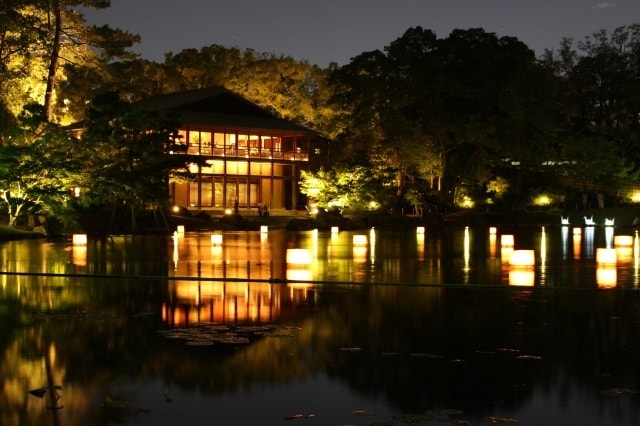 夜に憩う 徳川園夕涼み 愛知県 の観光イベント情報 ゆこゆこ