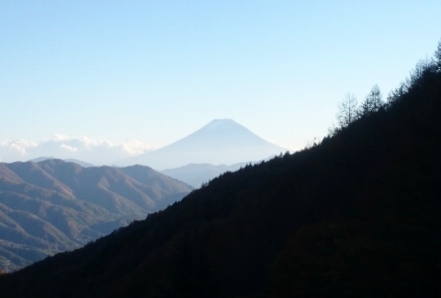 登山 山梨 山梨百名山 黒川鶏冠山 山梨県 の観光イベント情報 ゆこゆこ