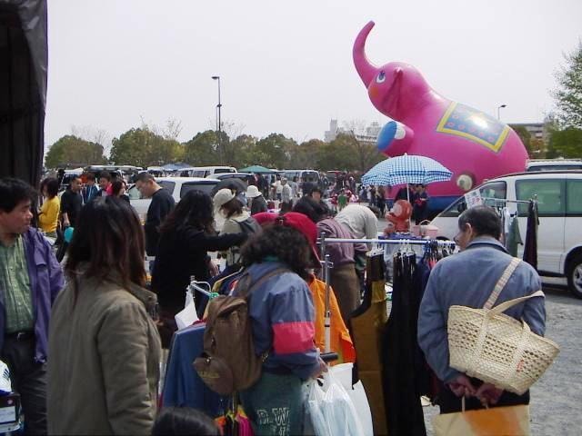 ふれあいフリーマーケット In 花博記念公園 3月 大阪府 の観光イベント情報 ゆこゆこ