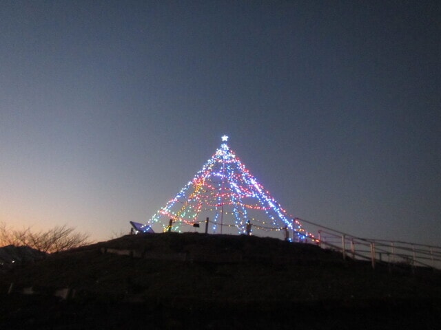 夕焼けの丘イルミネーション 神奈川県 の観光イベント情報 ゆこゆこ