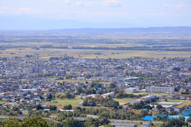 美唄温泉/壮大な大地を見下ろしながらくつろぐ温泉地