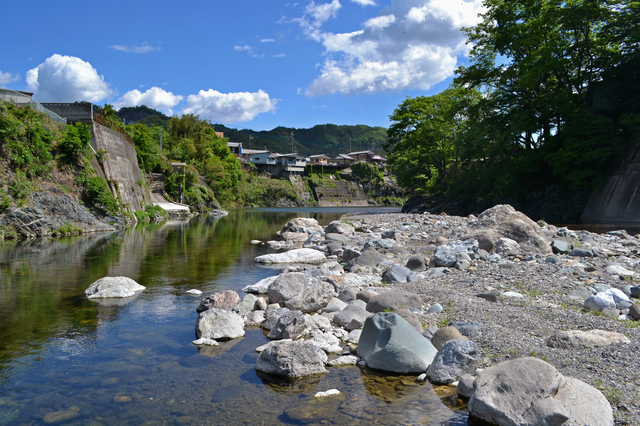 大島鉱泉温泉/大正時代から続く、唯一の県営温泉公衆浴場