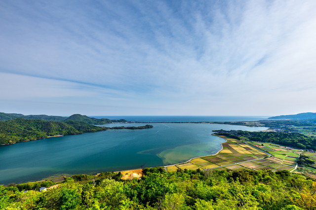神野温泉（久美の浜温泉郷）／温泉も、海も、グルメも。楽しみを詰め込んだ温泉地