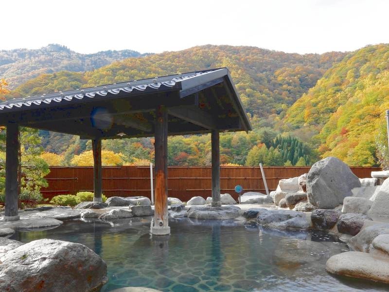 庭園露天風呂(秋)
