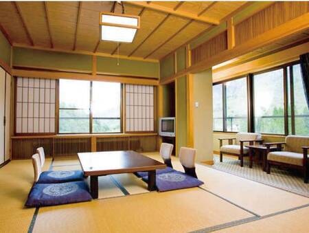 【本館10畳】岡田旅館スタンダードの部屋