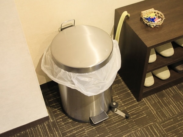 【わんちゃんルーム共通設備】ペット用ごみ箱
