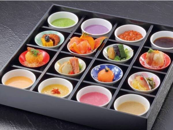 【 結 -huit- 】山形の旬の厳選食材「8種の料理」と「8種のソース」のマリアージュ※写真は一例