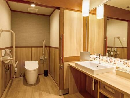 【山水亭】洋室ユニバーサルツイン（禁煙）