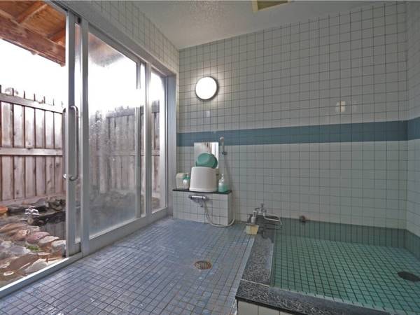 【貸切家族風呂】露天風呂付　一室につき500円でご利用いただけます。