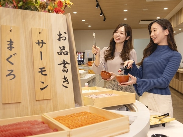 【夕食/例】新鮮なお刺身で自分好みの海鮮丼づくり！
