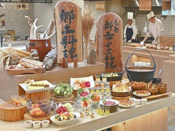 夕食バイキング