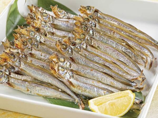 【夕食ビュッフェ】過去メニュー一例。ししゃものひまわりオイル焼き