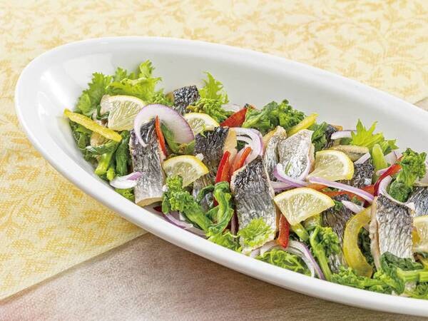 【夕食ビュッフェ】過去メニュー一例。菜の花と春鰊の香菜サラダ