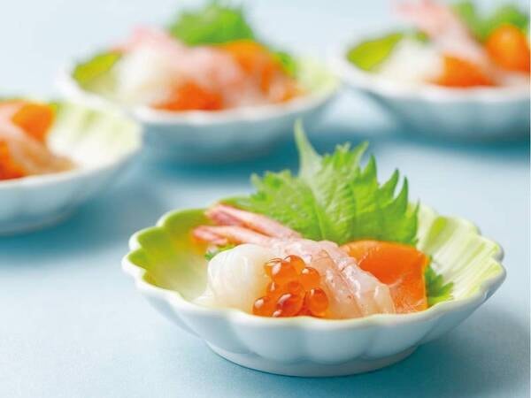 【朝食】ミニ海鮮盛り合わせ/一例