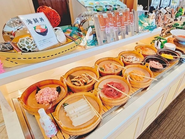 1泊朝食・海鮮丼コーナー/例