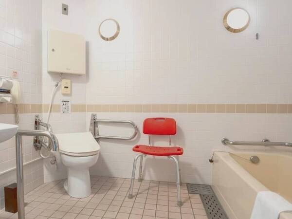 ユニバーサルルーム/例