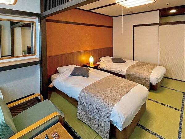 【和風ツイン/例】和室にベッドを配し、足腰に不安がある方にも人気のお部屋