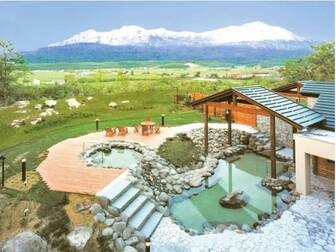 森のゆホテル花神楽/【露天風呂】晴れた日には雄大な大雪山連峰を一望!