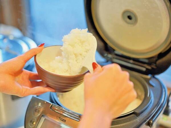 【朝食/例】自慢の白米と共に