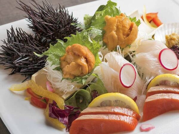 【夕食/例】鮮魚も味わえます