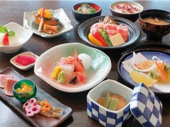 ユンニの湯/和食会席膳/例