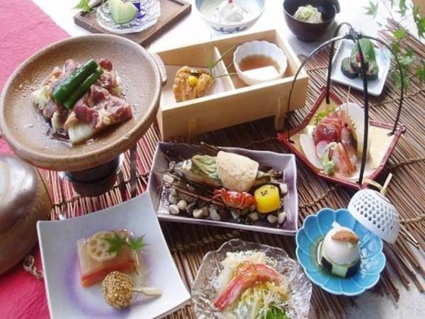 彩会席/一例