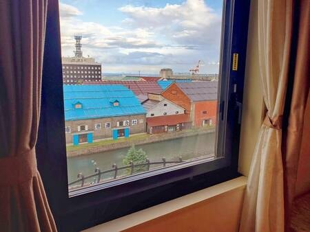 【運河側スーペリアツイン眺望/例】