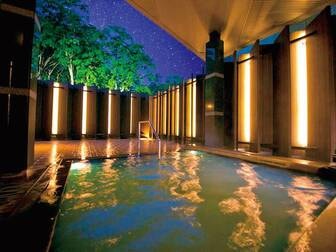 ニセコノーザンリゾート・アンヌプリ／【露天風呂】満天の星空が降り注ぐ天然温泉