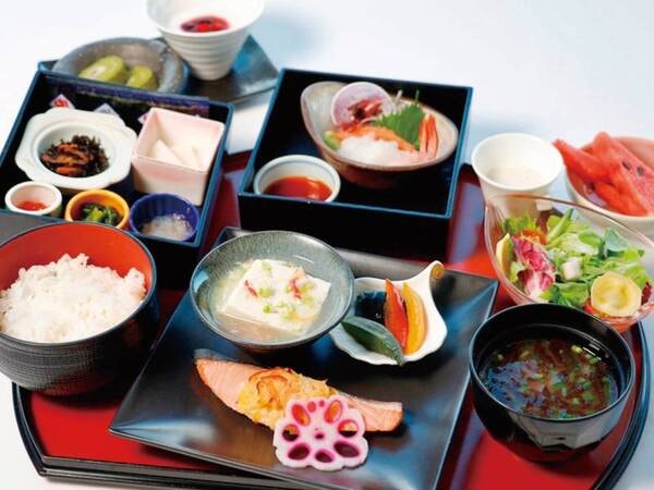 【朝食(ロイヤルフロア宿泊者専用)/例】ロイヤルフロアご宿泊のお客様にはホテル最上階にて特別な朝食を