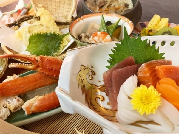 【夕食／例】夕食は会席料理！