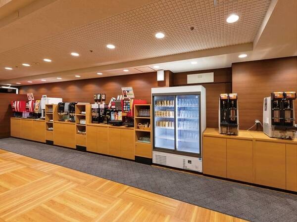 【夕食バイキング/例】飲み放題コーナーも充実！