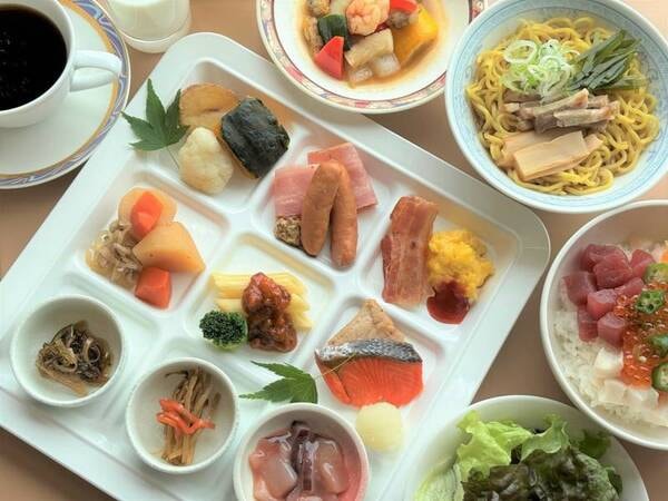 【朝食バイキング/例】海鮮勝手丼や洋食メニューなどをご用意
