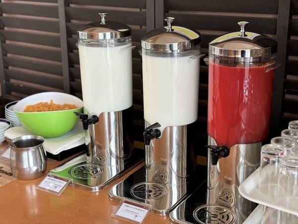 【朝食バイキング/例】北海道産牛乳飲み比べ