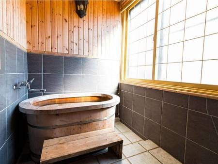 檜の内風呂付客室/例