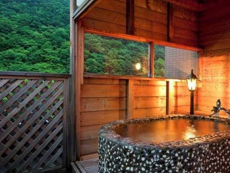 露天風呂付客室（洋室・石造り浴槽）/一例