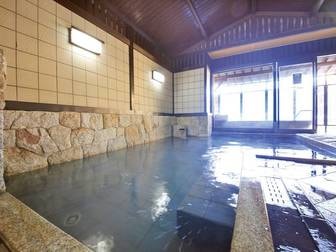 西伊豆　今宵／【大浴場】広々とした大浴場でゆったりと寛ぐ