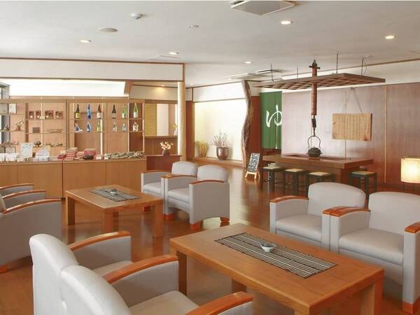 【館内】本館ロビー