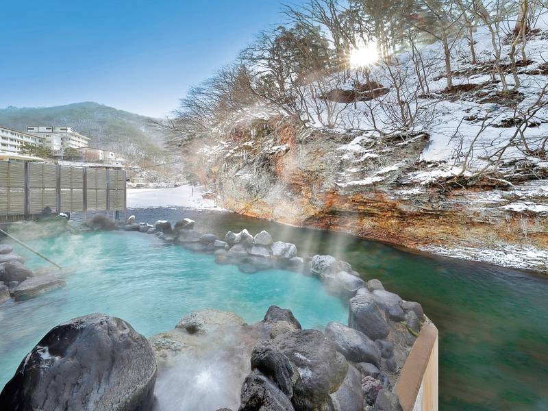 【大露天風呂】雪見露天もまた素敵