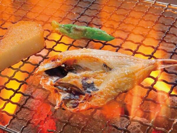 【朝食/例】囲炉裏の焼き物も！