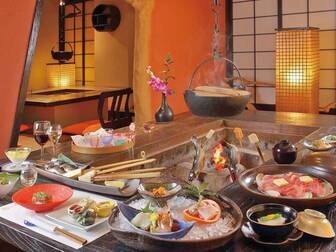 やまゆりの宿/【夕食一例】前菜や厳選されたお造りからデザートまで、丁重に仕立てられたお料理