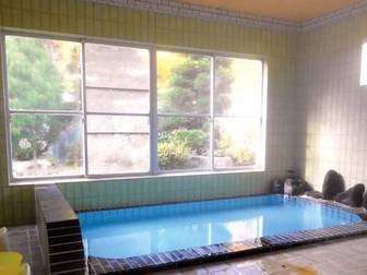 鶯宿温泉　栄弥／【大浴場】24時間入浴が可能