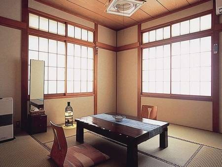 8畳和室(バス・トイレ無し)/一例