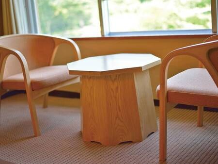 【禁煙】月かんむり/和室12畳　例