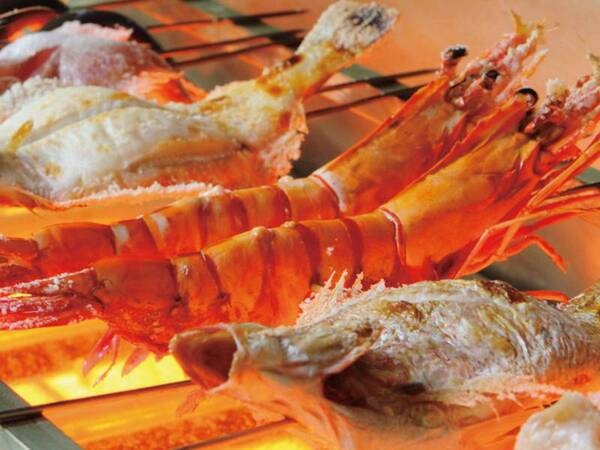 【出来立て!みちのくバイキング/例】海老の丸ごと串焼き