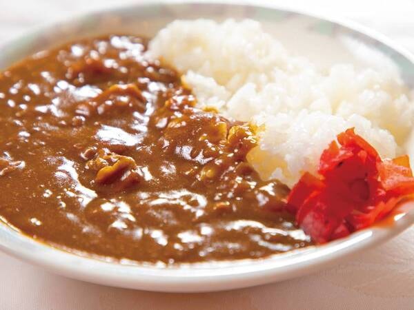 【朝食一例】名物メカジキカレー！