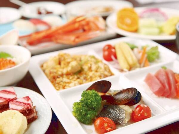 【和洋中バイキング/例】スタイリッシュな料理が食べ放題